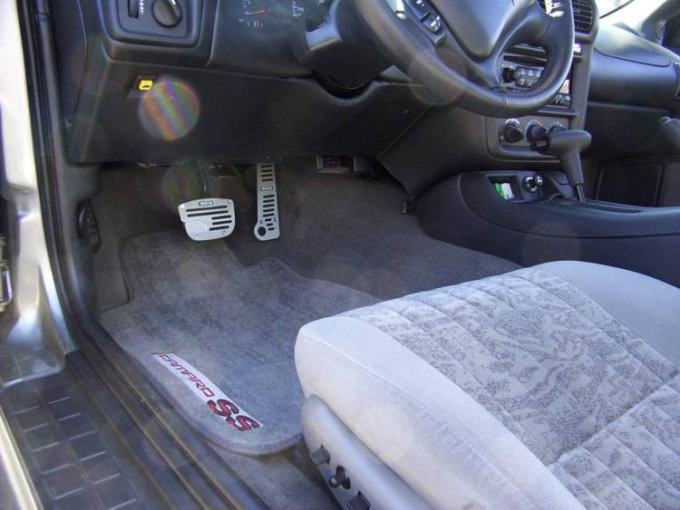 SS Pedals and Carpet